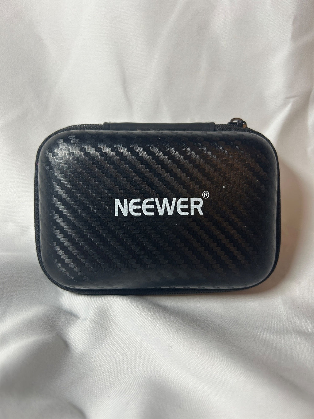 Neewer 37–43mm Clip-On Fader ND[W] Neutral Density Filter – New Open Box