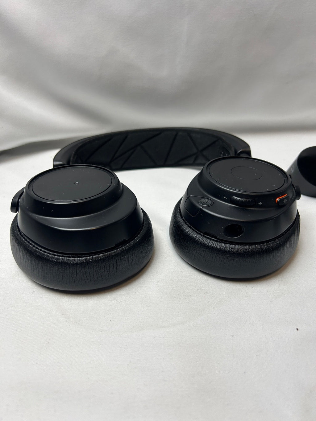 SteelSeries Arctis Nova Pro Wired Headset - Black