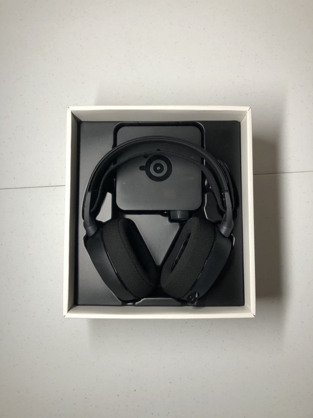 SteelSeries Arctis Pro Wireless DTS Headphone X v2.0 Gaming Headset PS4 PC