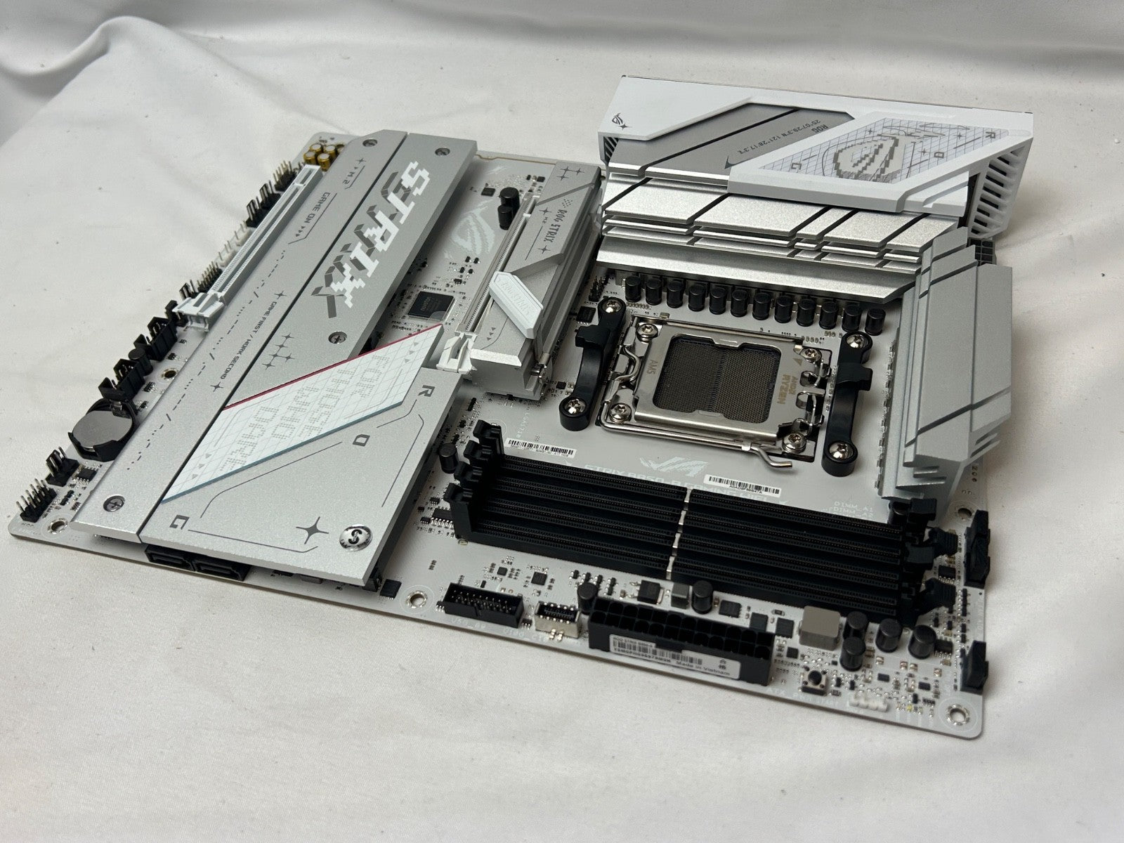 ASUS ROG Strix B850-A Gaming WiFi AMD AM5 ATX Motherboard - Bent Pins