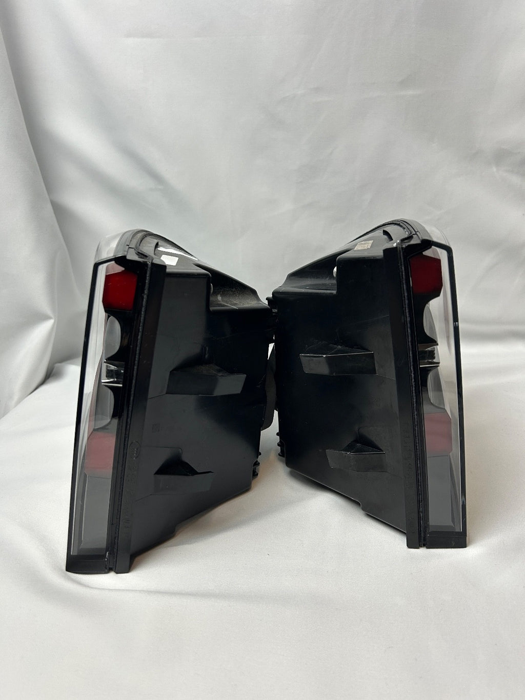 2016–2020 Tesla Model X OEM Rear Outer Tail Light Set RH + LH | Right & Left |