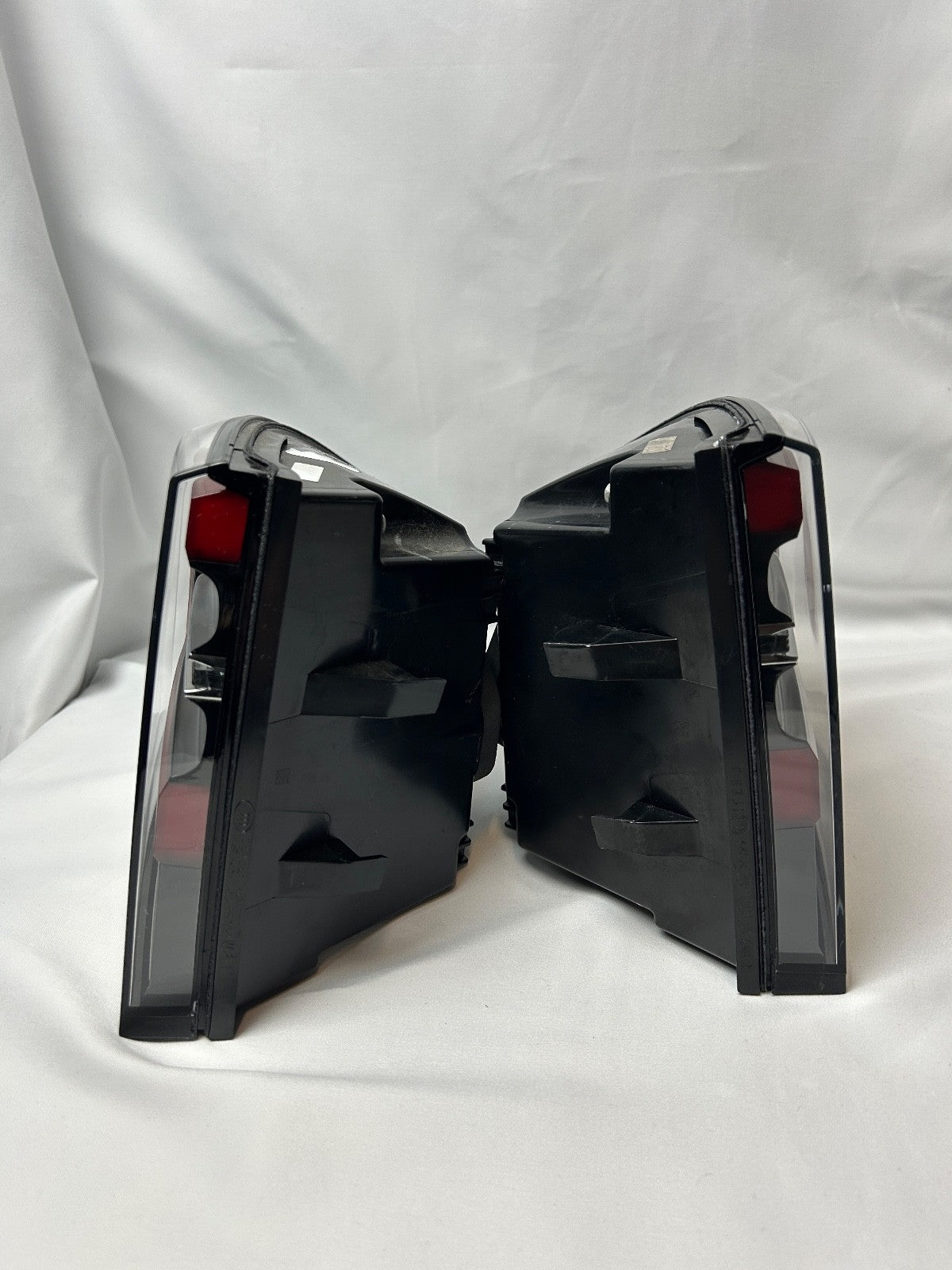 2016–2020 Tesla Model X OEM Rear Outer Tail Light Set RH + LH | Right & Left |