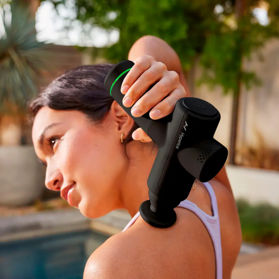 Hyperice Hypervolt Go 2 - Black. Portable Percussion Massager 3 Different Heads