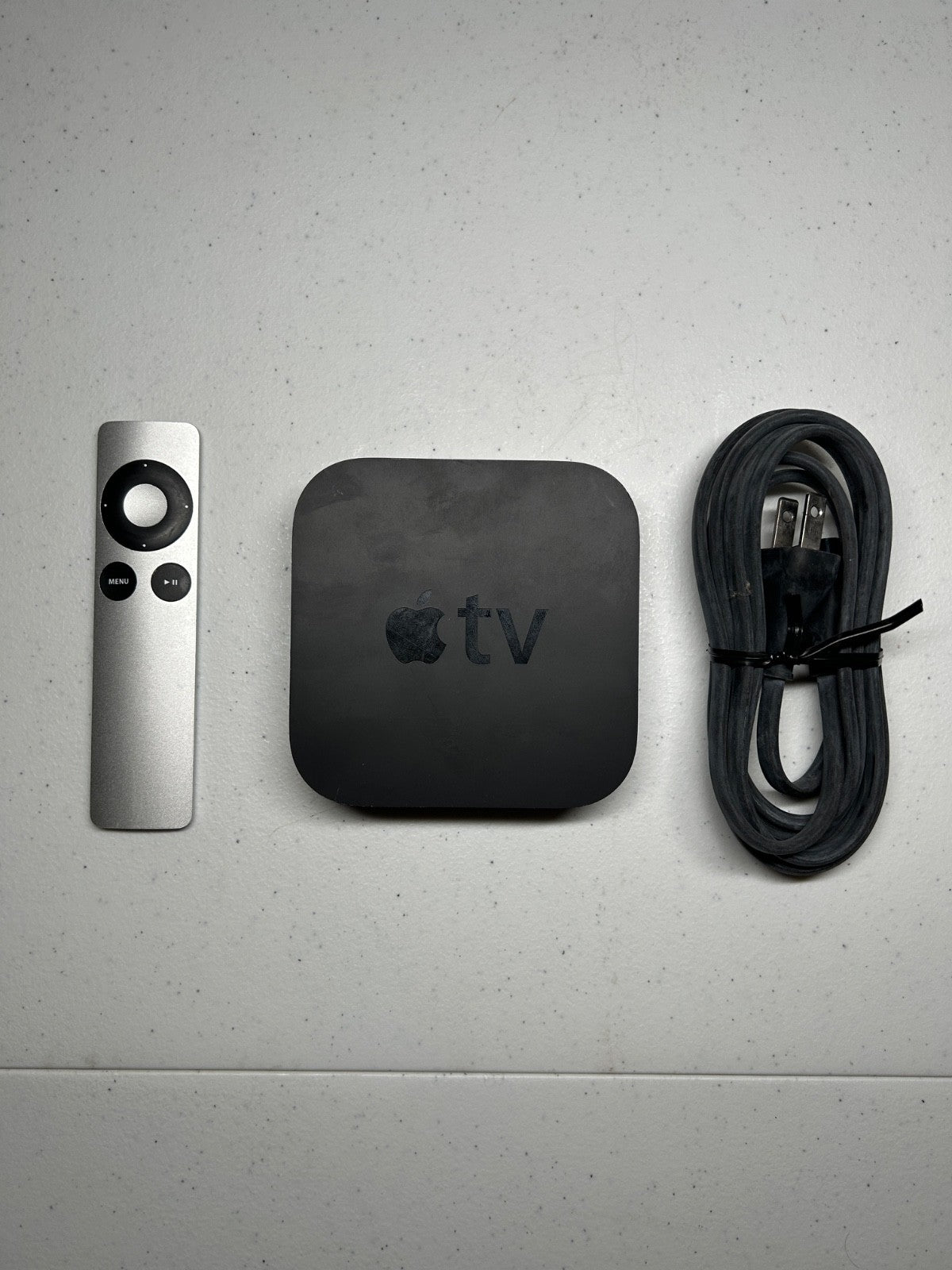 Apple TV (3rd Gen) 1080P Media Streaming Player A1469 with Remote & Power Cord
