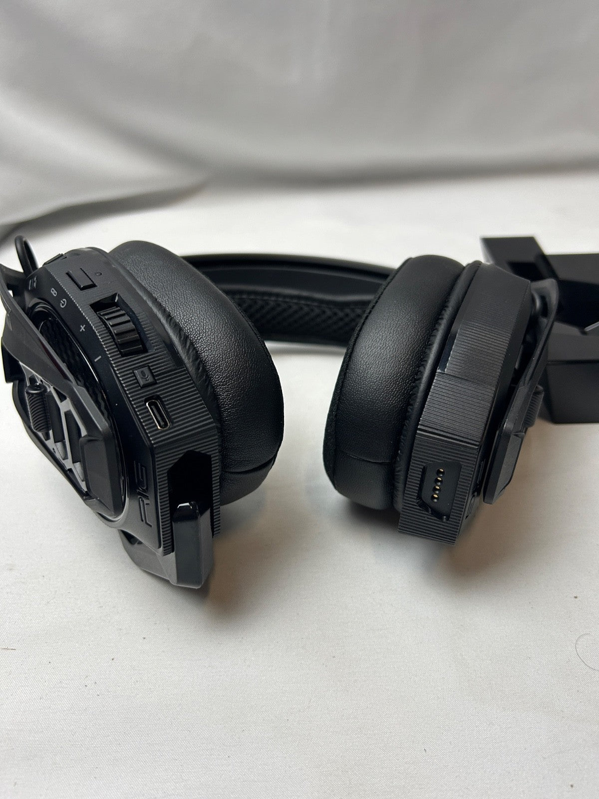 RIG 800 Pro HX Marathon Wireless Headset with Base - Black (10-1172-01)