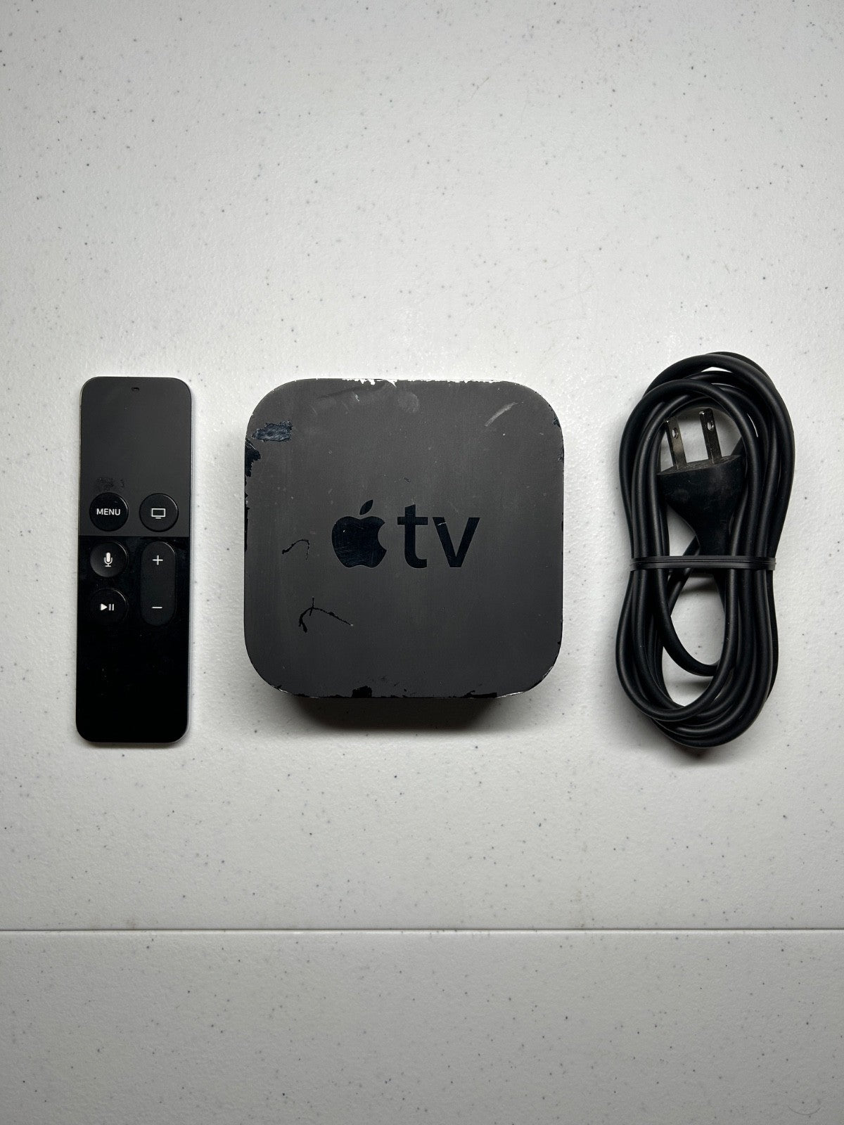 Apple TV A1625 HD Media Streamer with Remote & Power Cable