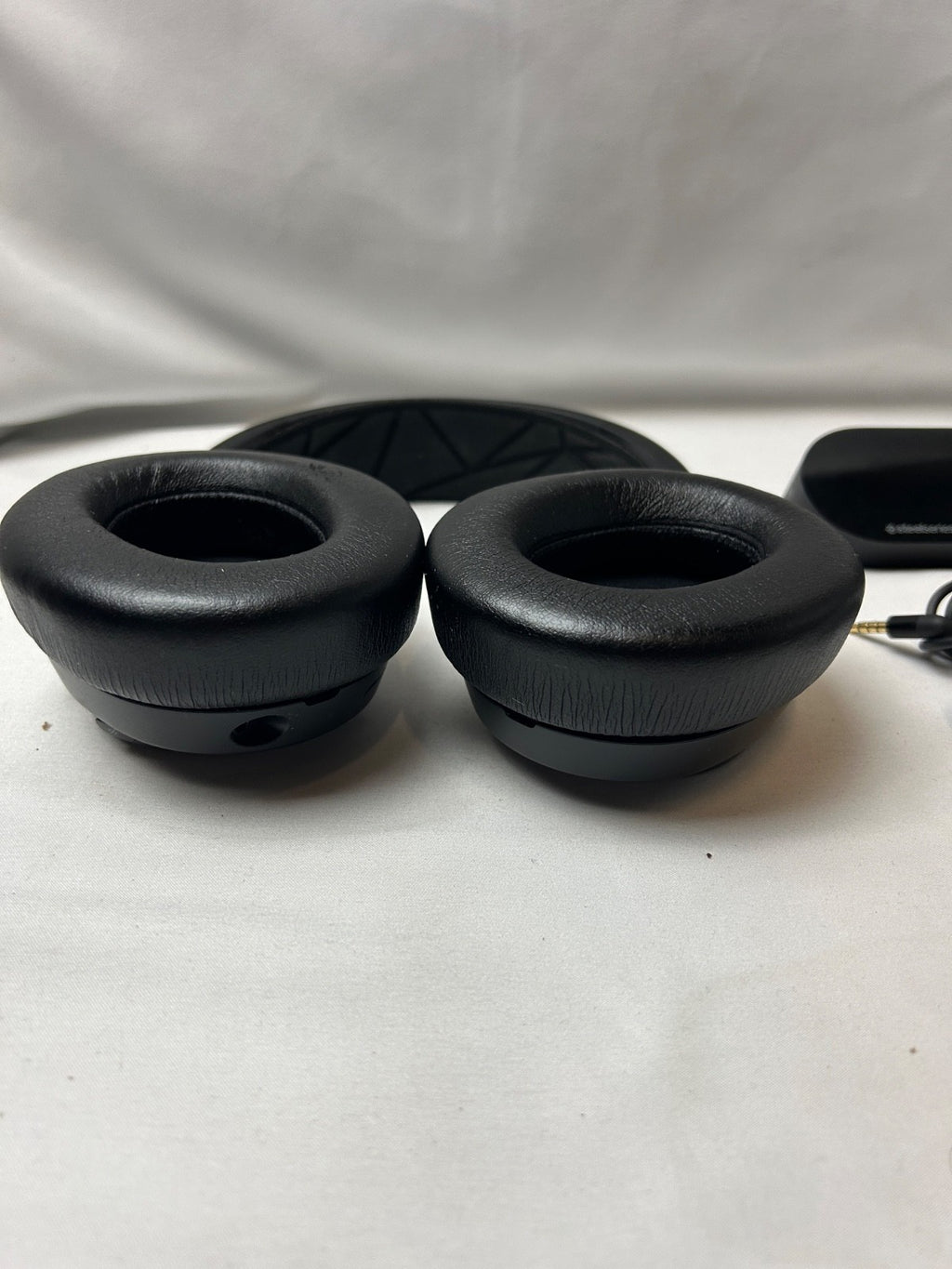 SteelSeries Arctis Nova Pro Wired Headset - Black
