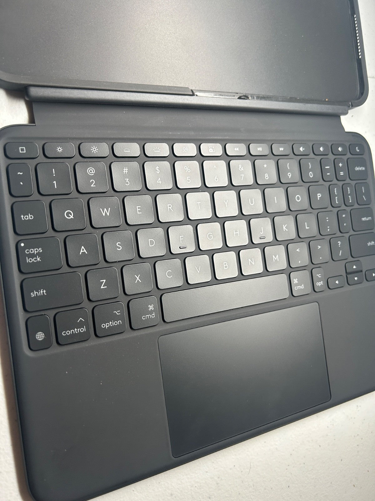 Logitech Combo Touch Keyboard Case for iPad Pro 11-Inch (Graphite)