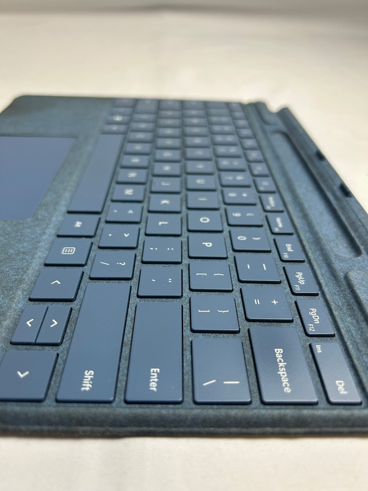 Microsoft Surface Pro 1864 8 9 X Signature Keyboard Sapphire Blue Alcantara MIB