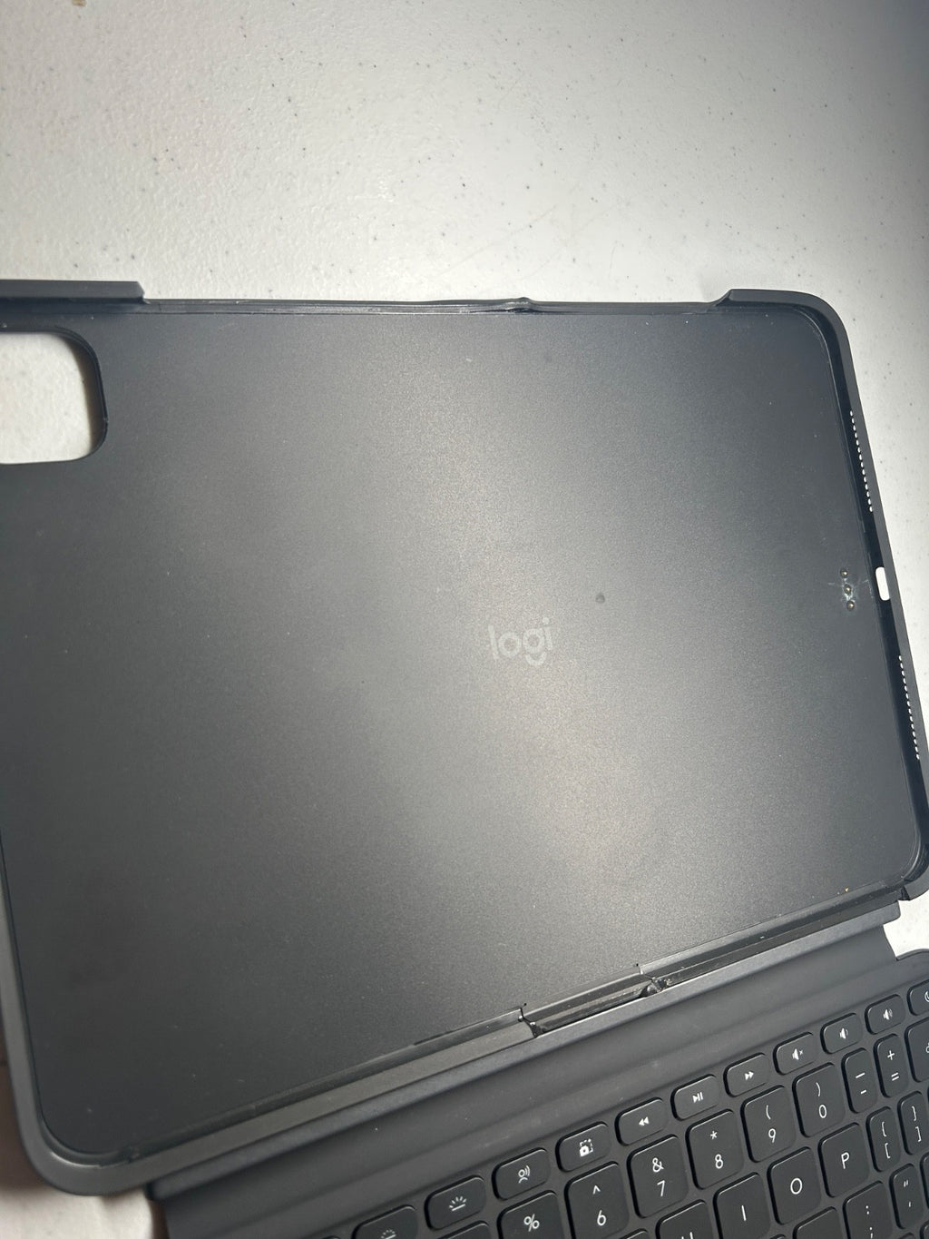 Logitech Combo Touch Keyboard Case for iPad Pro 11-Inch (Graphite)
