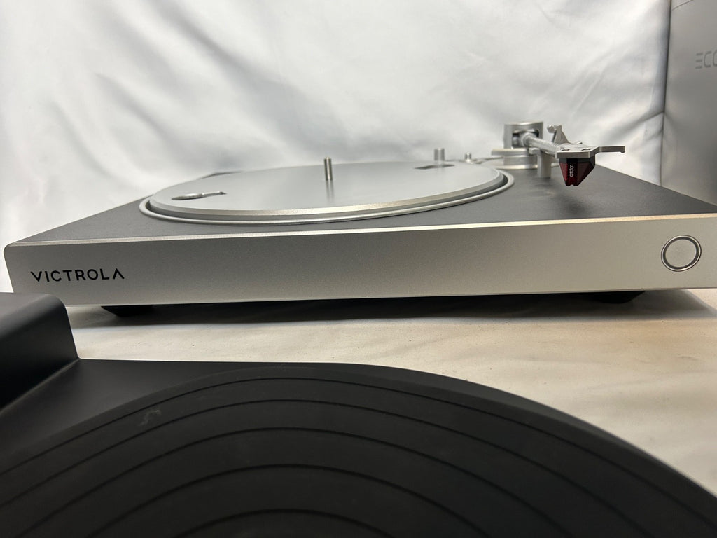 Victrola Hi-Res Carbon VPT-2500 Bluetooth Streaming Turntable