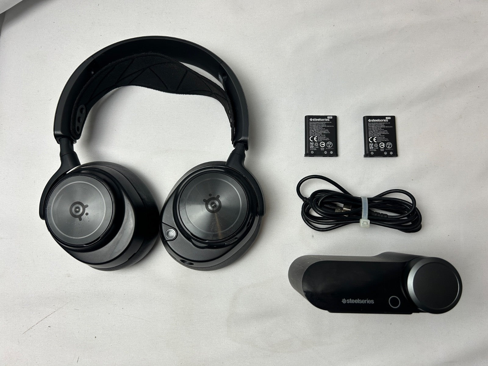 SteelSeries Arctis Nova Pro Wireless Multi-System Gaming Headset – Black