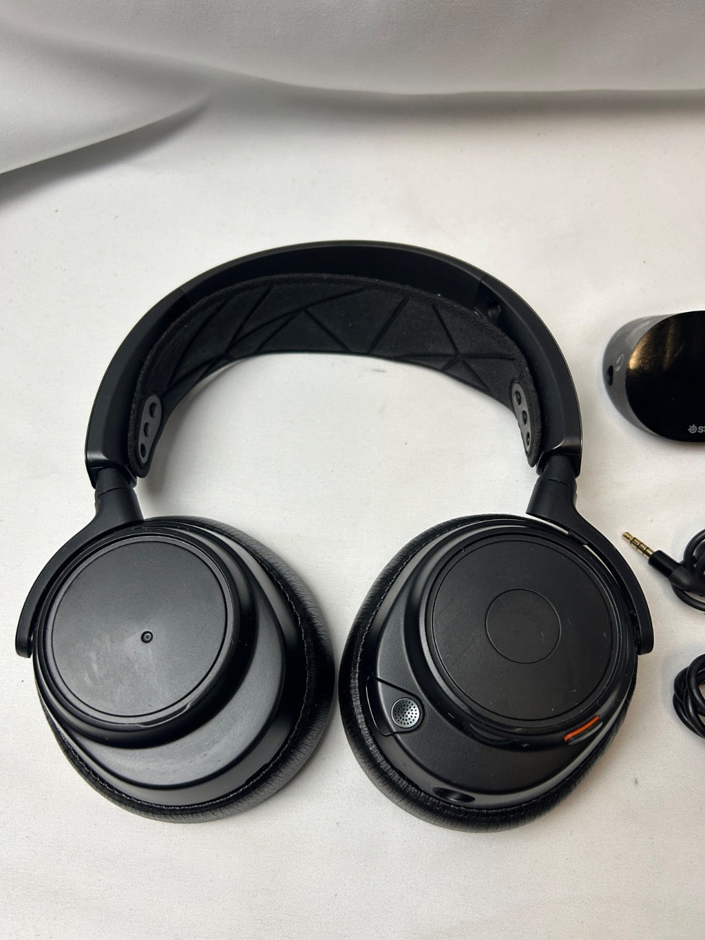 SteelSeries Arctis Nova Pro Wired Headset - Black