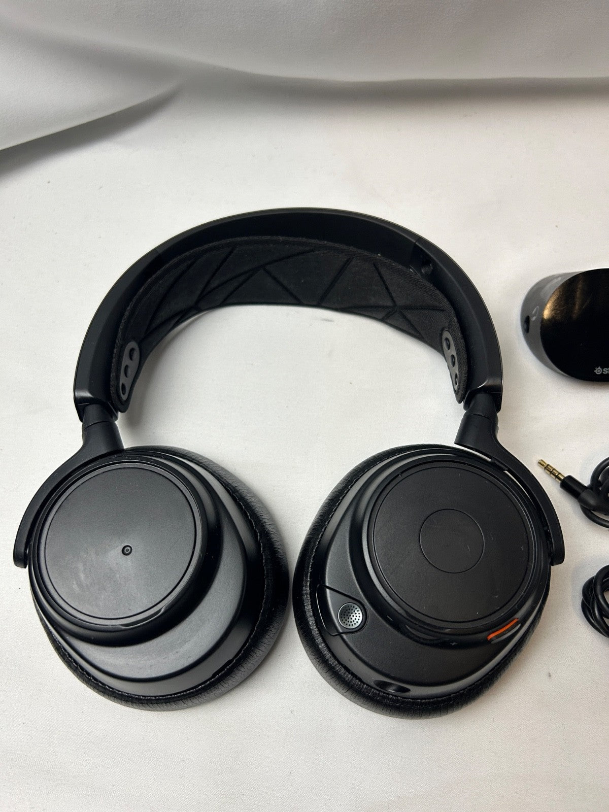 SteelSeries Arctis Nova Pro Wired Headset - Black