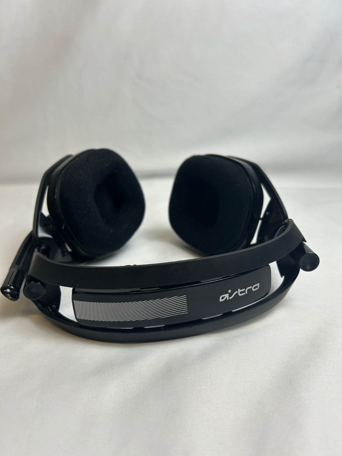 Astro A50 Wireless + Base Station Head Set: Compatible With Playstation