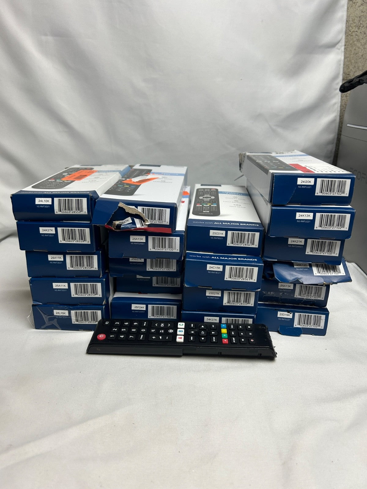 Bulk Lot Insignia TV Remotes NS-RMT3D21, NS-RMTSAM21 & More – Mixed Models/As Is