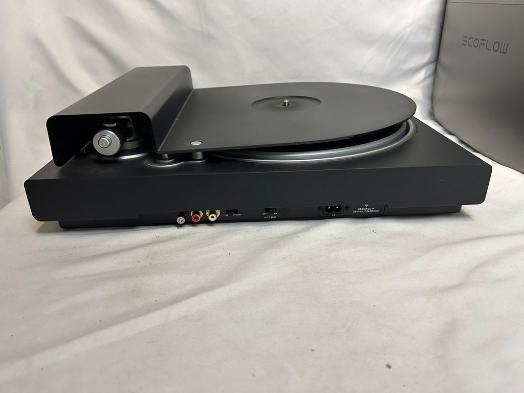 Victrola Hi-Res Carbon VPT-2500 Bluetooth Streaming Turntable