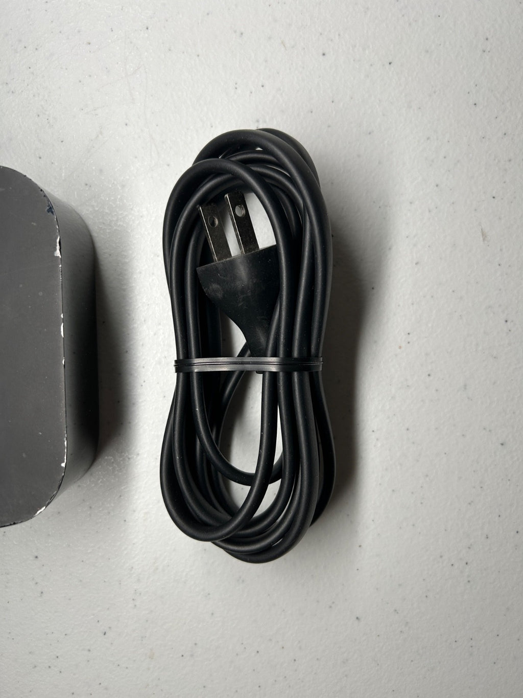 Apple TV A1625 HD Media Streamer with Remote & Power Cable