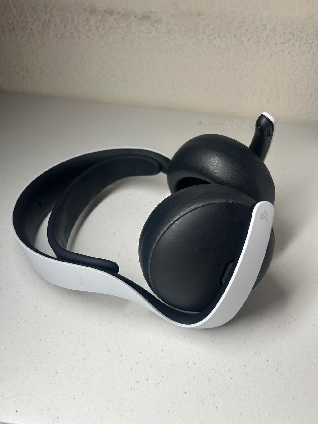 Sony PlayStation PULSE Elite Wireless Gaming Headset for PS5 - White