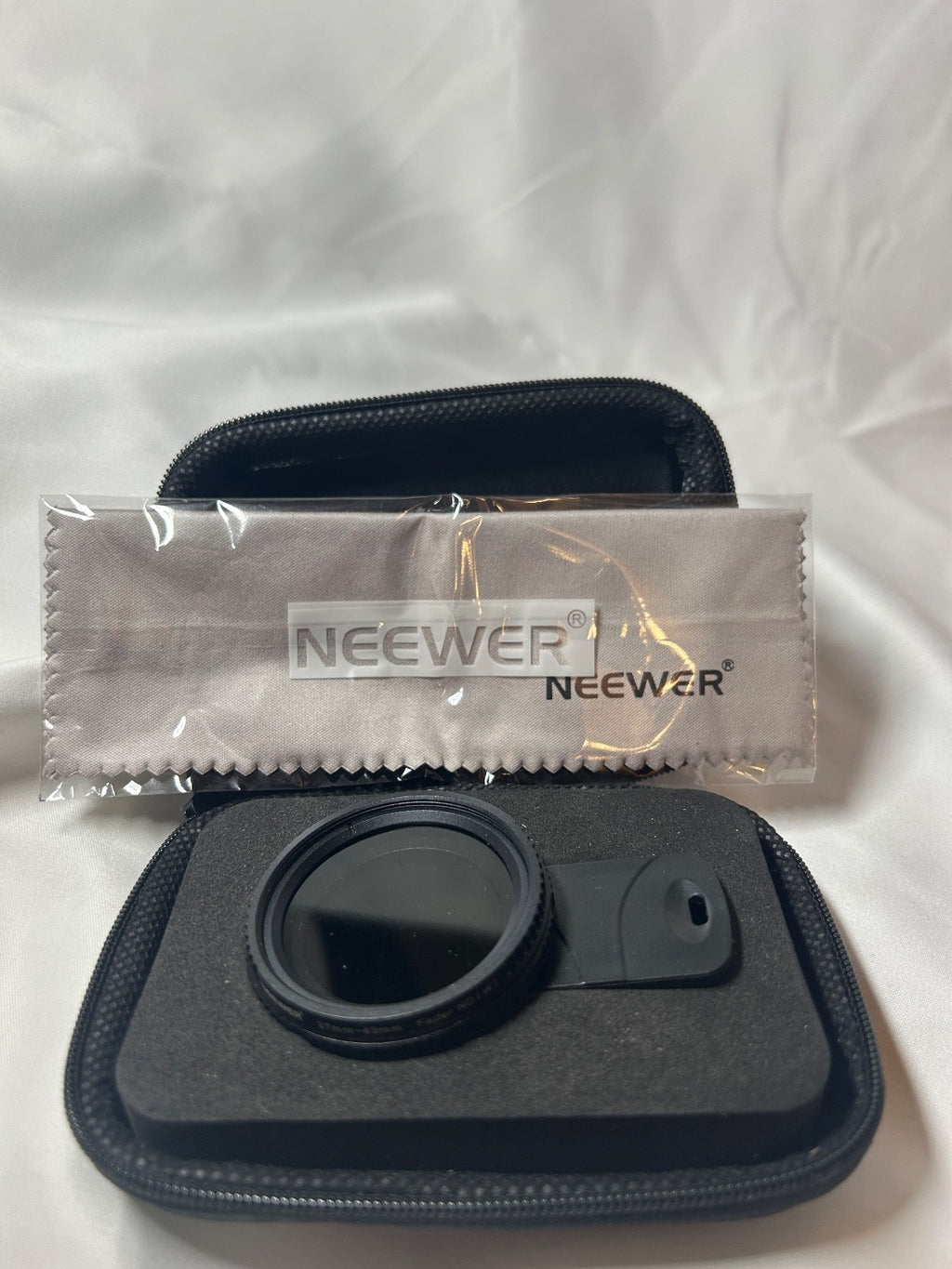Neewer 37–43mm Clip-On Fader ND[W] Neutral Density Filter – New Open Box