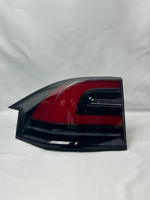 2016-2020 Tesla Model X Left Rear Tail Light 1034332 OEM Open Box