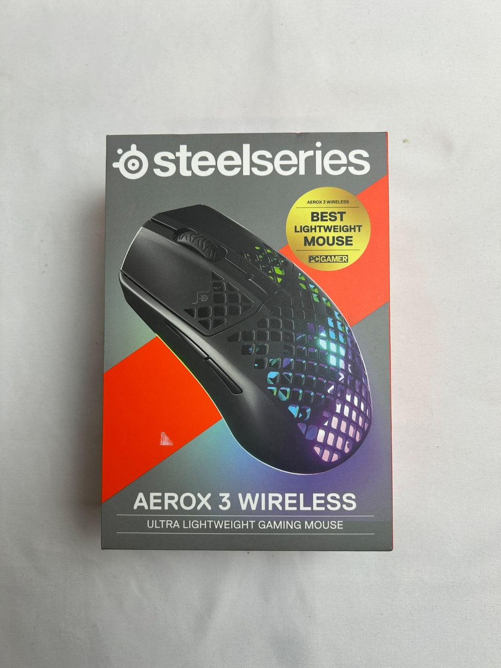 SteelSeries Aerox 3 Wireless Gaming Mouse RGB Lighting IP54 Water Resistant