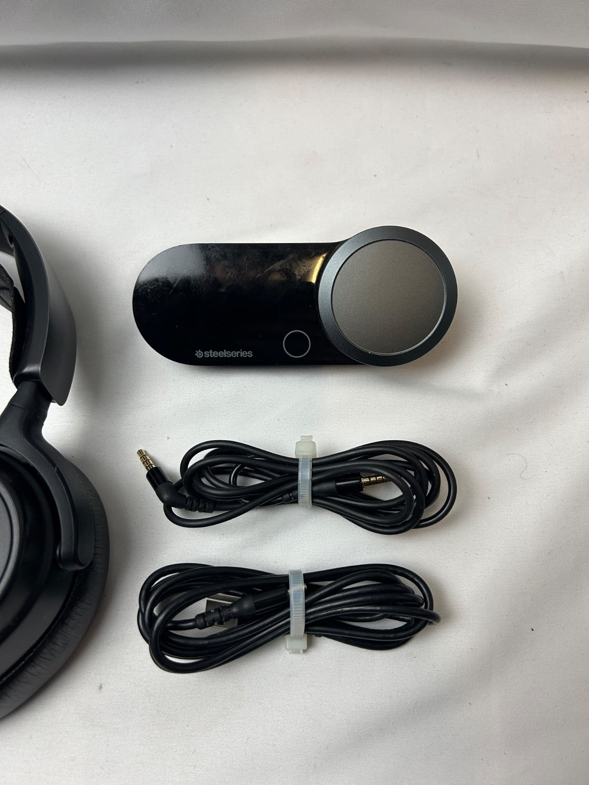 SteelSeries Arctis Nova Pro Wired Headset - Black